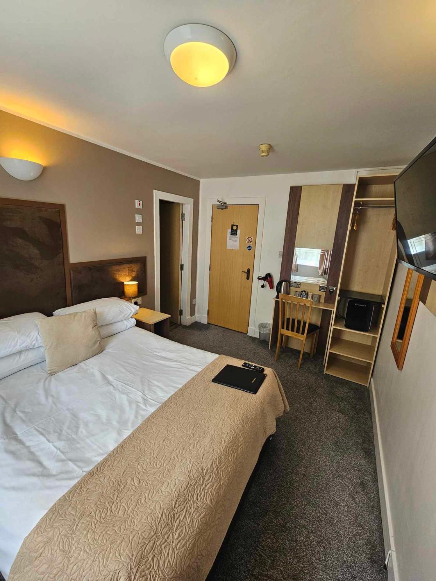 Park Lodge Hotel Тобермори Экстерьер фото
